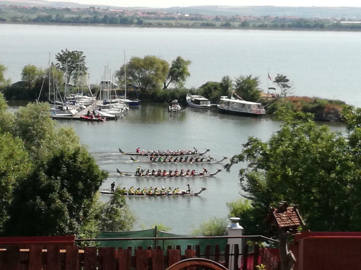 Nad Jezerem Guest house