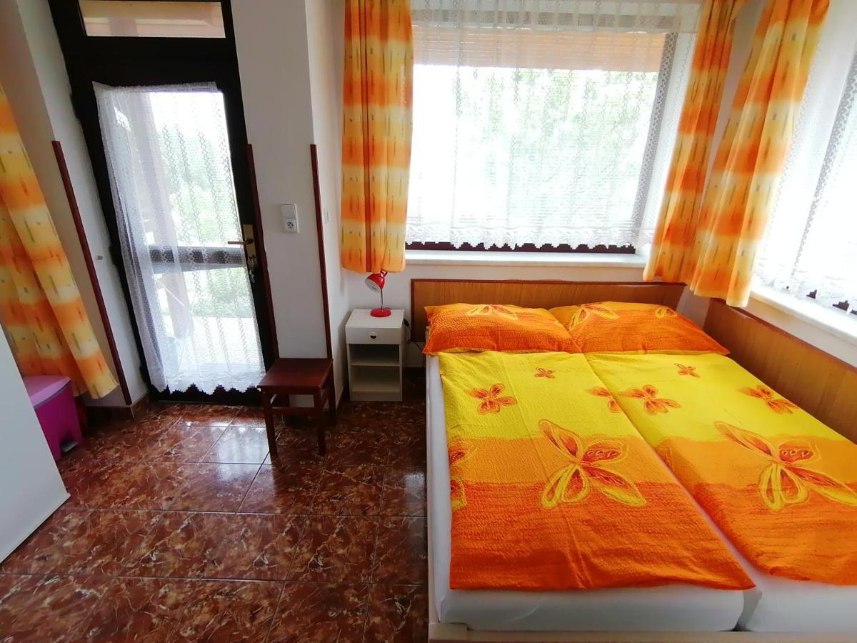 Guest house Nad Jezerem