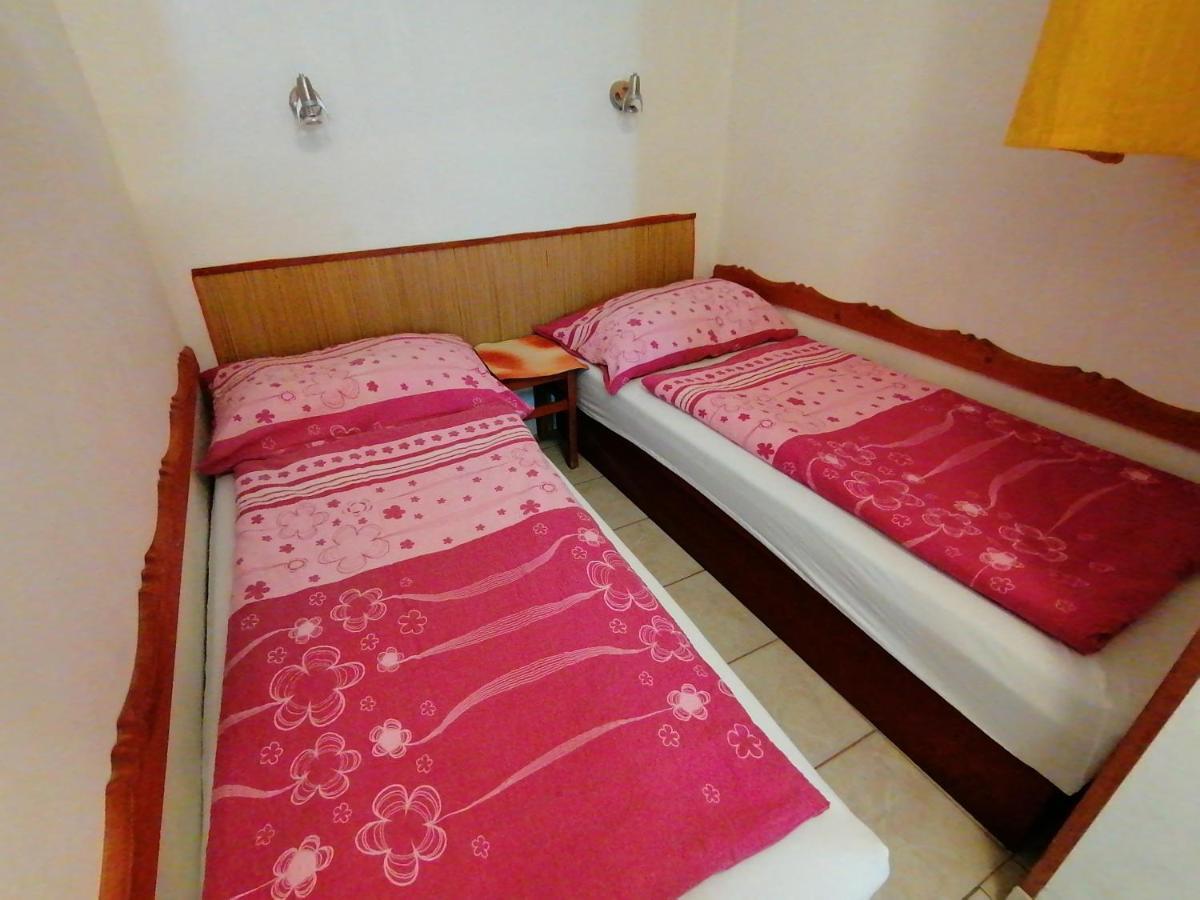 Nad Jezerem Guest house